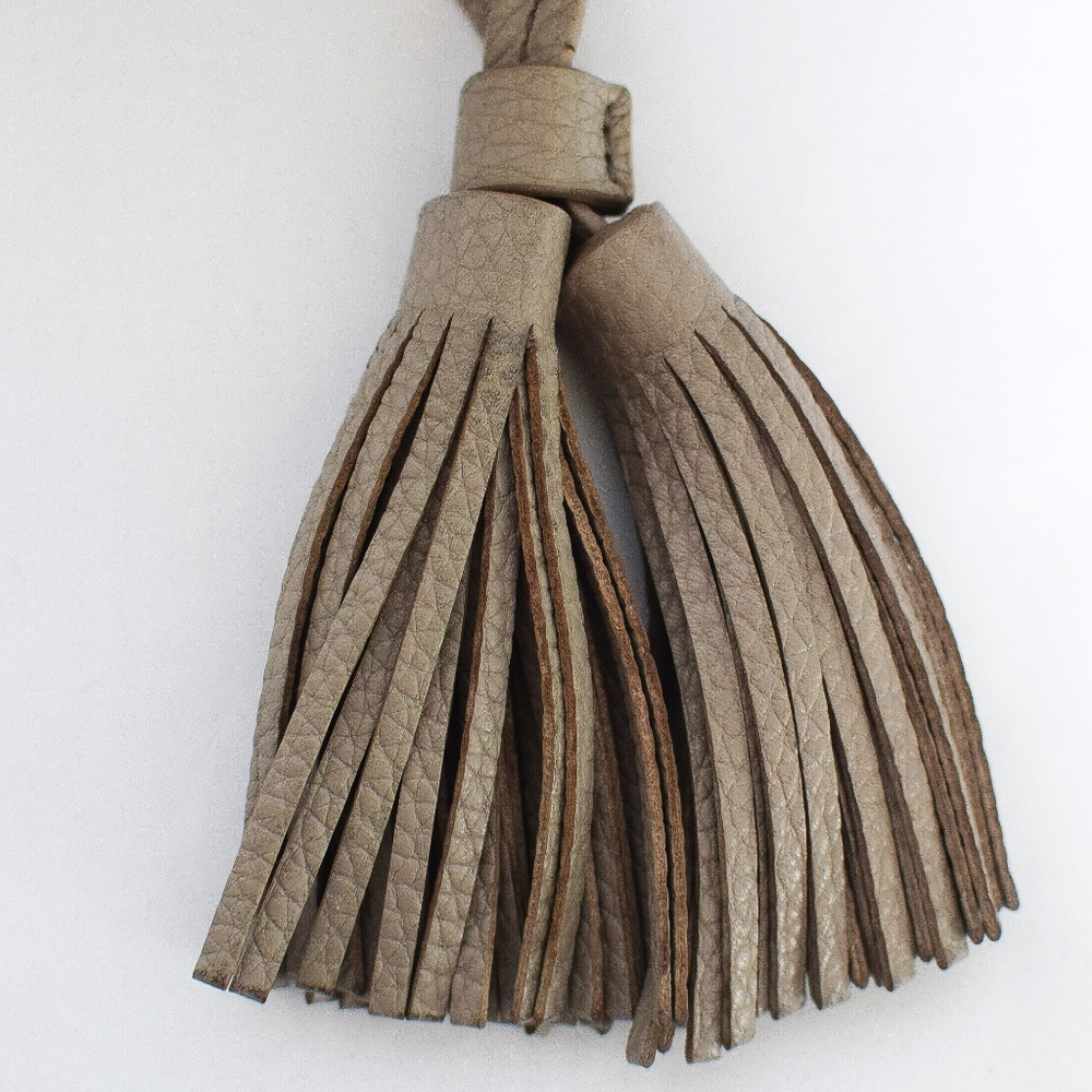 Tory Burch Pebbled Leather Drawstring Bucket Bag in Taupe - Picture 8 of 16